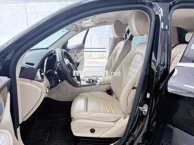 Mercedes-Benz GLC 250 4matic 2019 Đen