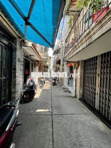 Nhà giá rẻ chủ bán gấp - Nhỉnh 2 tỷ - Sổ hồng riêng ko quy hoạch