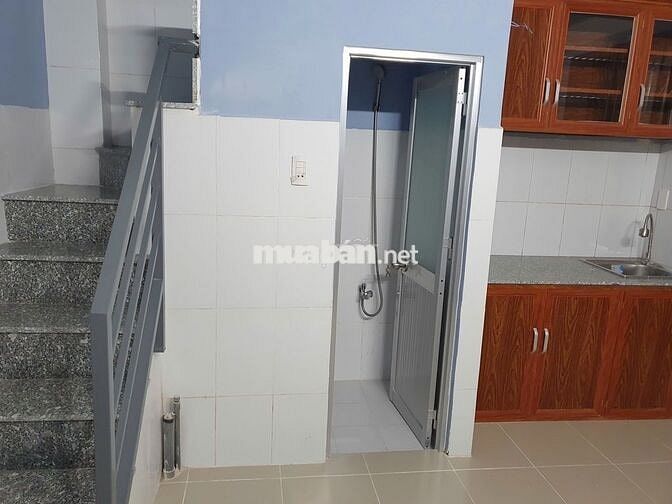 NC Ngay chợ Phạm Văn Hai, Q.TB. 1Trệt, 4Lầu, 3WC. DTSD 90m2