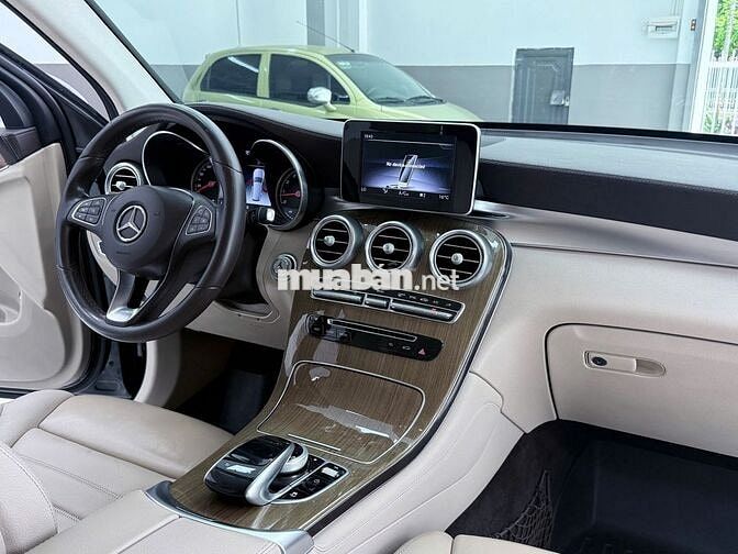 Mercedes-Benz GLC 250 4matic 2019 Đen