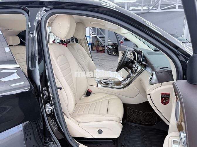 Mercedes-Benz GLC 250 4matic 2019 Đen