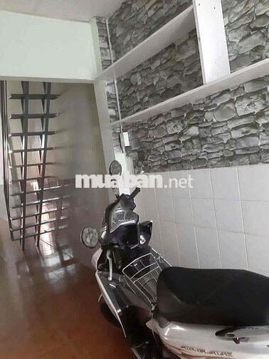 Nhà nguyên căn cho thuê hẻm 525 Lê Trọng Tấn
