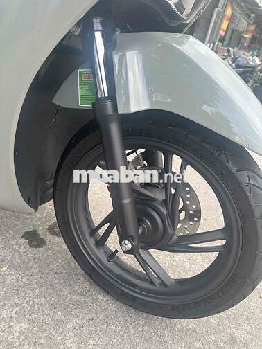 Kẹt tiền e bán Honda SH 160 ABS 2024 Odo 9k