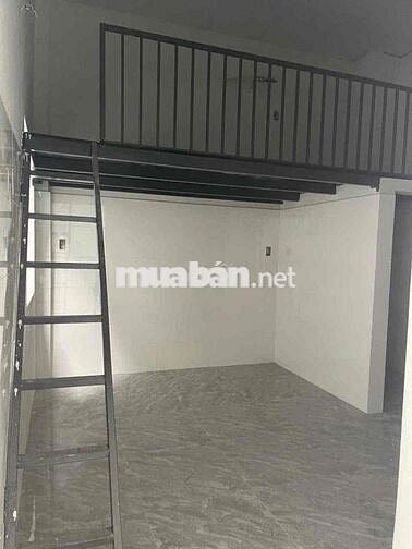 Phòng trọ mặt tiền, vị trí đẹp, đông người qua lại.