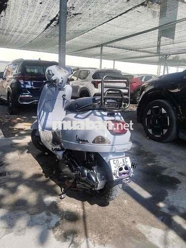 Piaggio Vespa LX 125 Xám 125cc