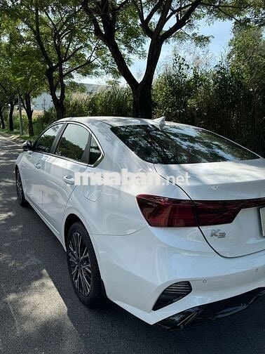 Chính chủ Kia K3 1.6 Premium 2024 Trắng odo 2 vạn