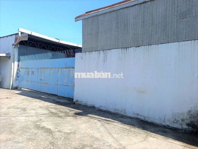 Cần bán nhà kho xưởng, diện tích 1.600m2 (30x53), cách QL1A 200m
