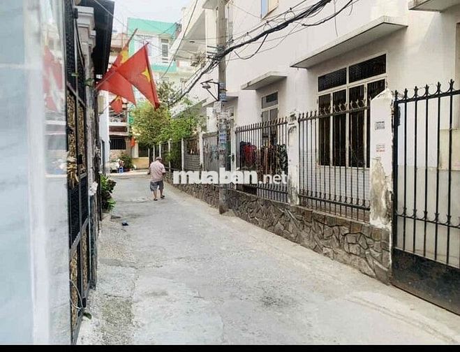 ở ghép phòng trong nhà nguyên căn