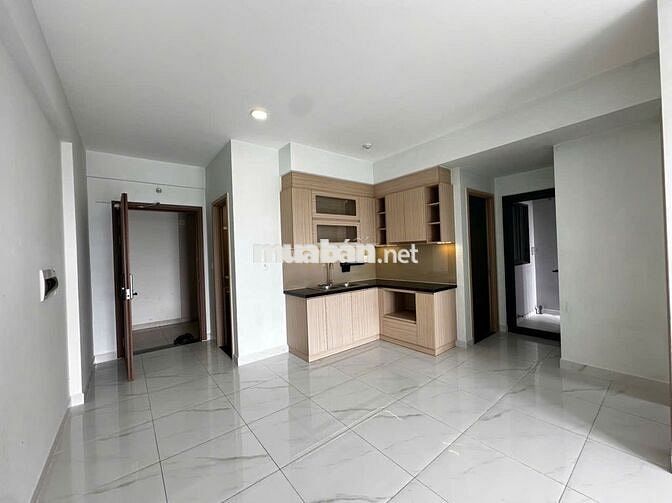 2PN nhà trống - Chủ nhà dễ thương - Savills vận hành - Xem nhà 247