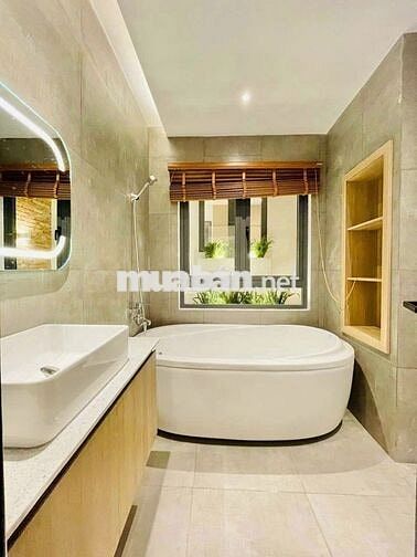 CHO THUÊ NHÀ NGUYÊN CĂN THÍCH HỢP ĐỂ Ở HOẶC LÀM CÔNG TY HẺM XE HƠI