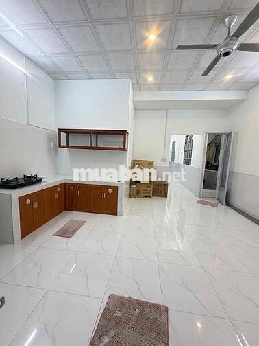 Nhà 135m2 mới 2 phòng hẻm ô tô gần ĐH Cần Thơ