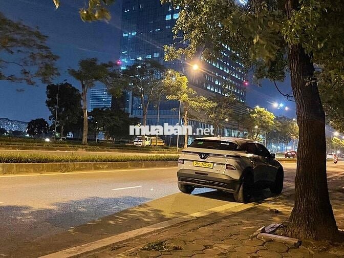 VinFast VF6 Plus Xám xi măng 11000 km