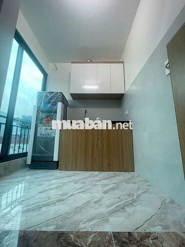 Siêu phẩm CCMN 2n1k 40m2 Full nội thất. bếp riêng tại Ngõ Thái Thịnh 1