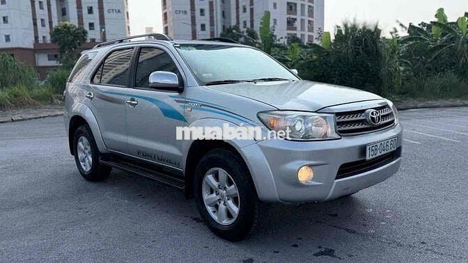 Toyota Fortuner Sx 2011 Tự động Bạc