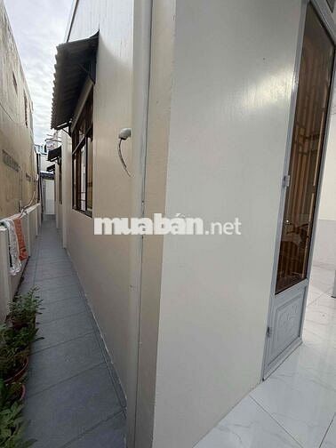 Nhà 135m2 mới 2 phòng hẻm ô tô gần ĐH Cần Thơ