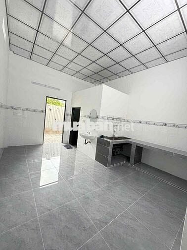 Nhà mới 100% 4x26m kdc đường 30/4
