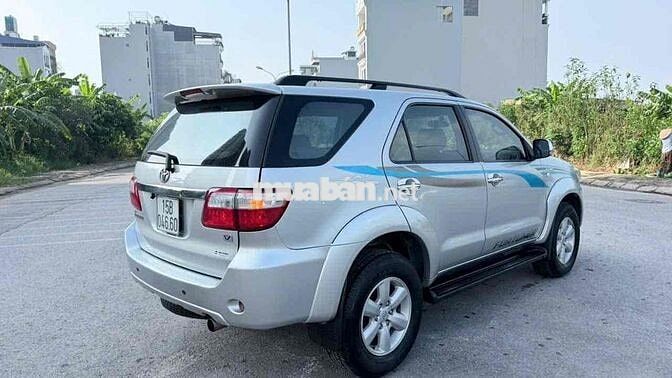 Toyota Fortuner Sx 2011 Tự động Bạc