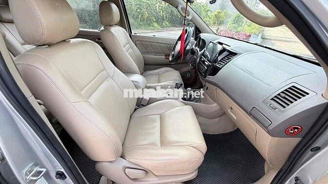 Toyota Fortuner Sx 2011 Tự động Bạc