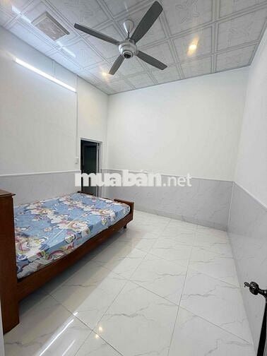 Nhà 135m2 mới 2 phòng hẻm ô tô gần ĐH Cần Thơ