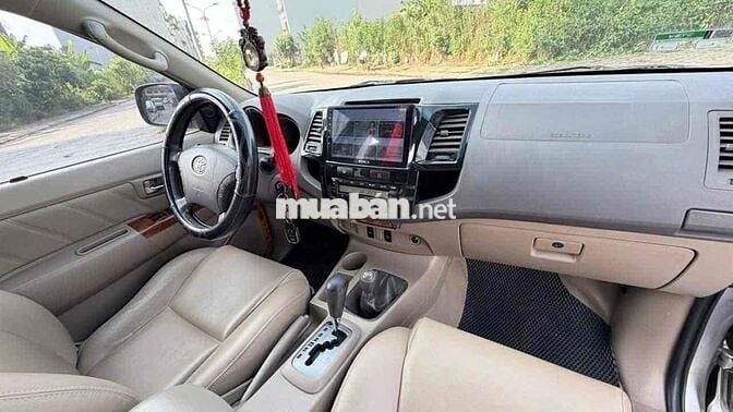 Toyota Fortuner Sx 2011 Tự động Bạc