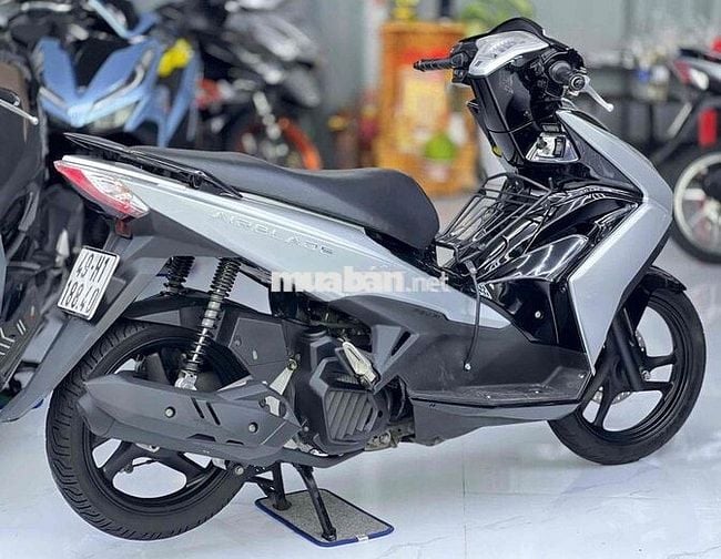 Honda Air Blade 125 2015  nợ xấu trả trước 9tr