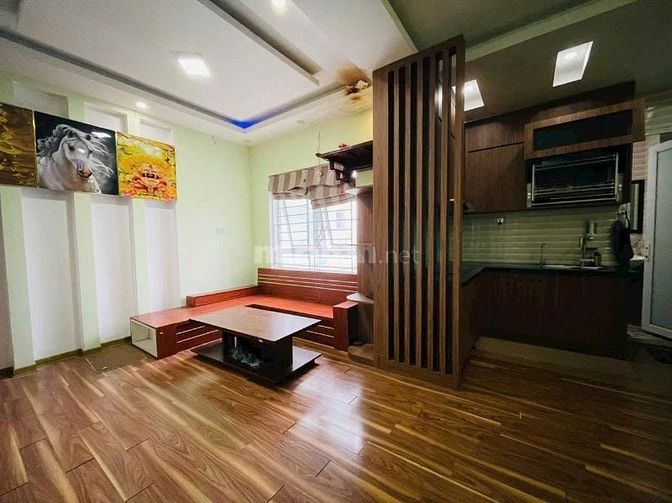 Chính chủ cho thuê chung cư Phú Thọ -2PN, nội thất tốt giá 12tr5/th