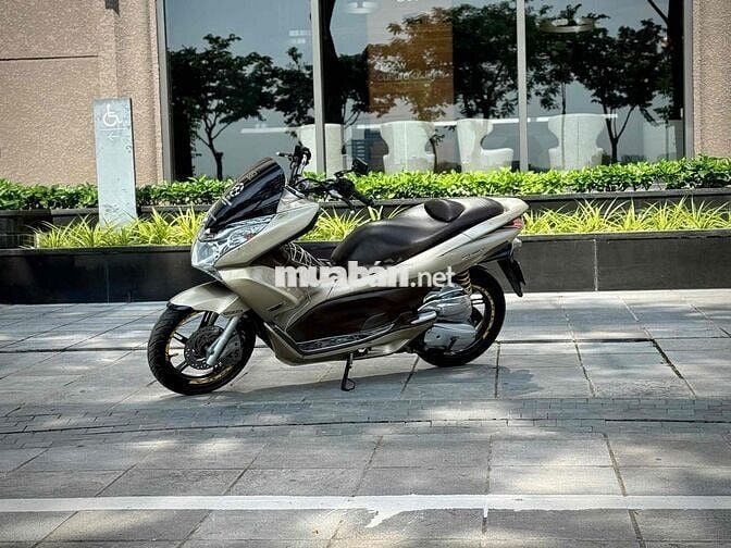 Honda PCX 2011 nhập Thái nguyên zin số đẹp 8979