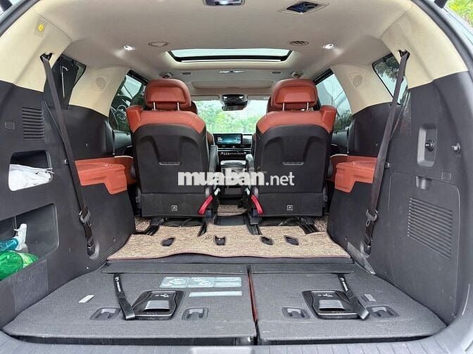 Kia Carnival Signature 2.2 AT 2024 phom 2025