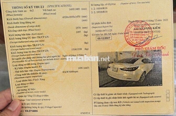 Mazda 2 Trắng 5 chỗ