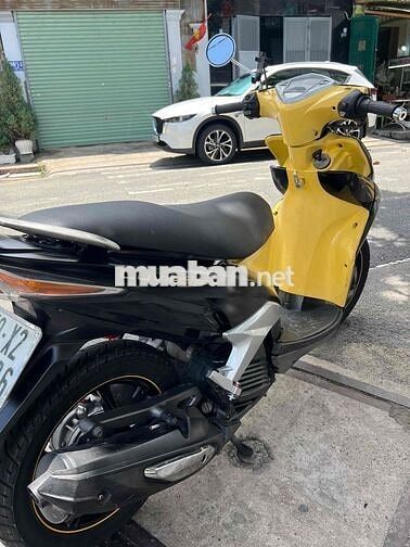 Yamaha Luvias 135 Đen Vàng