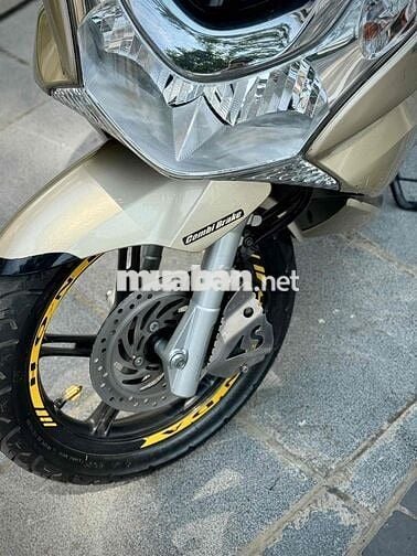 Honda PCX 2011 nhập Thái nguyên zin số đẹp 8979