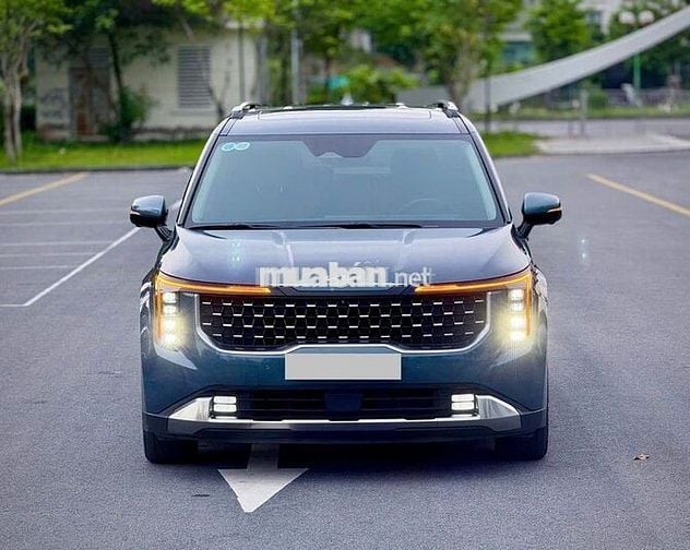 Kia Carnival Signature 2.2 AT 2024 phom 2025