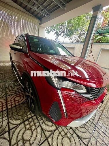 Peugeot 3008 SUV 5 chỗ màu Đỏ