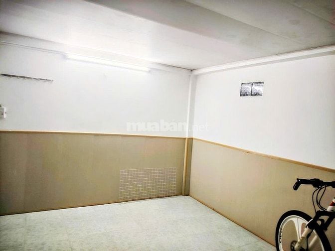 Cho thuê phòng trọ 16 m2 giá rẻ, phòng trống, Wc riêng, bếp riêng