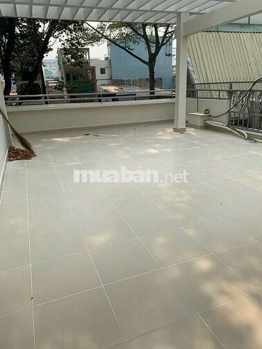 CHO THUÊ MT TRẦN HƯNG ĐAOH Q1 DT 270M2 GIÁ 66TR