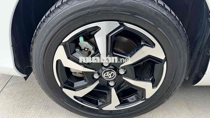 Toyota Vios E CVT 2023 54.000km xe gia đình chuẩn