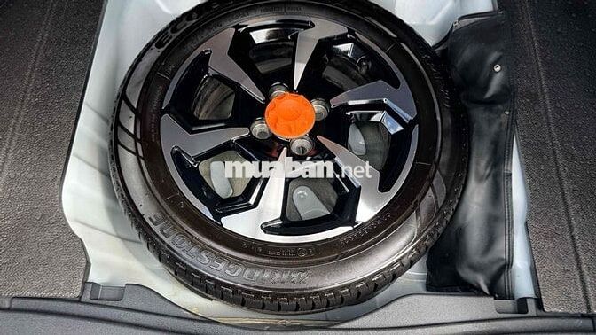 Toyota Vios E CVT 2023 54.000km xe gia đình chuẩn