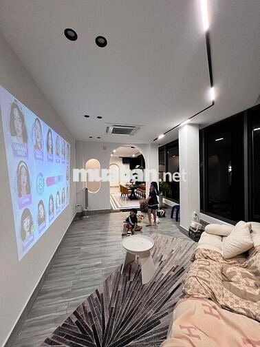 Góc 2 mặt tiền dễ kinh doanh, giá nào cũng cho thuê