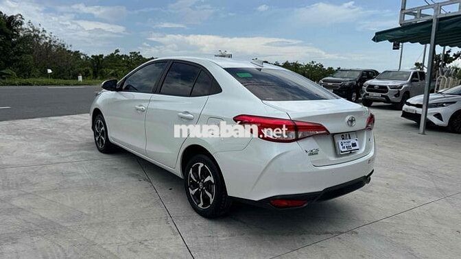 Toyota Vios E CVT 2023 54.000km xe gia đình chuẩn