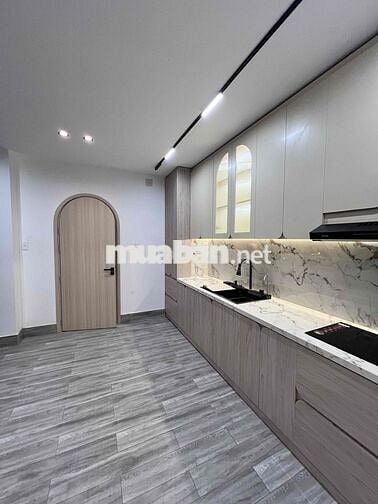 Góc 2 mặt tiền dễ kinh doanh, giá nào cũng cho thuê