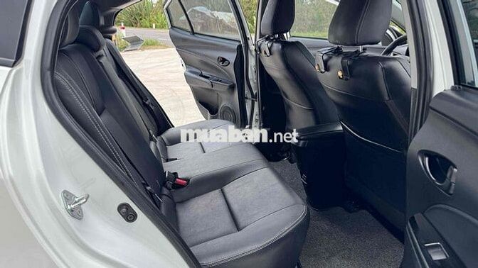 Toyota Vios E CVT 2023 54.000km xe gia đình chuẩn