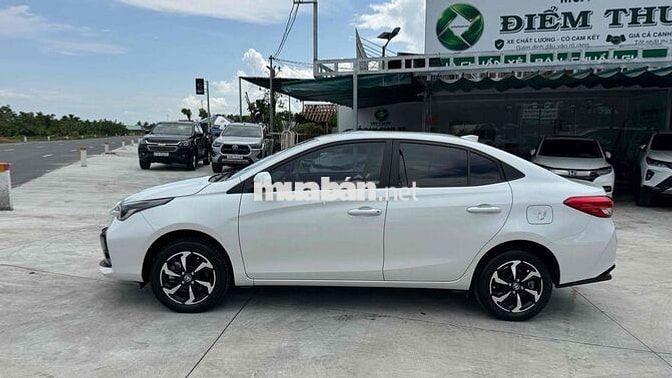 Toyota Vios E CVT 2023 54.000km xe gia đình chuẩn