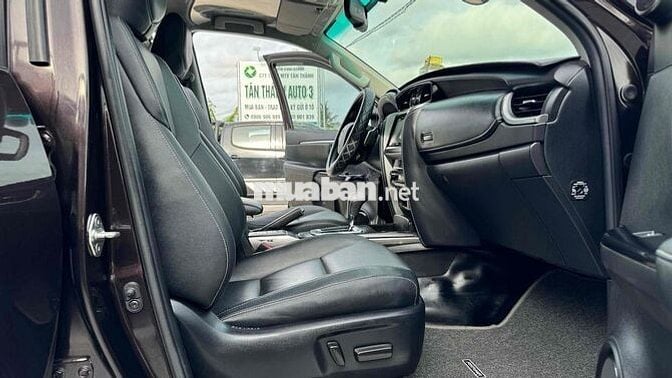 Toyota Fortuner 2020 2.4G 4x2 AT Đen