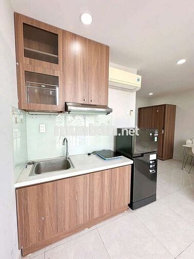 Căn Hộ Studio 40m2 Ban Công Thang Máy Hầm Xe Giáp Quận Phú Nhuận