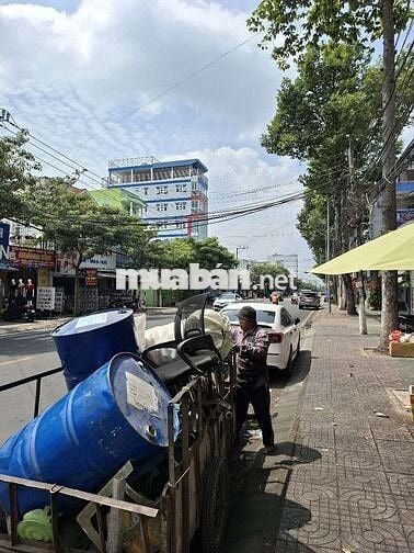 BÁN GẤP NHÀ MT LÊ VĂN PHẨM – ĐỐI DIỆN CHỢ ĐÊM – GIÁ TỐT