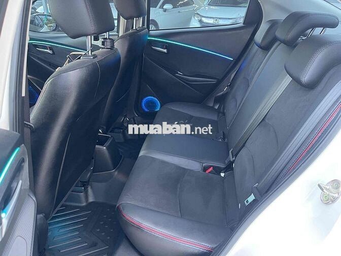 Mazda 2 1.5 Luxury 2025 Sedan lướt chỉ 12.000km