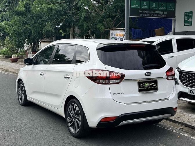 Kia Rondo Số Tự Động 2018. siêu cọp 1 chủ mua mới