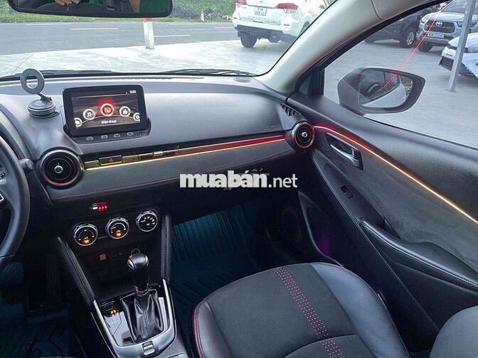 Mazda 2 1.5 Luxury 2025 Sedan lướt chỉ 12.000km