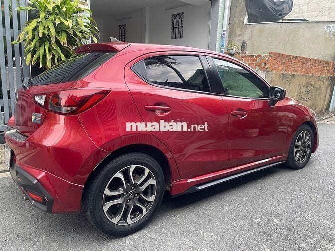Bán Mazda 2 1.5 Premium hatchback Đỏ Pha Lê
