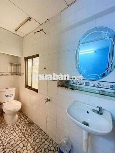 Nhà ngay chợ Bến Thành, trung tâm Q1